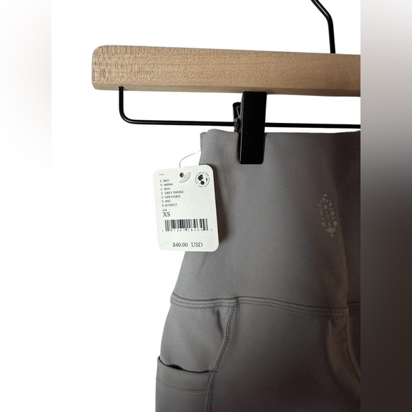 Free People Movement Grey Smoke High Rise Bike Shorts XS - Picture 6 of 7